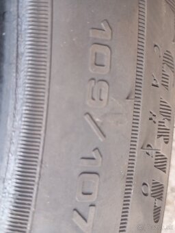 215/65 16 C Goodyear na dodavku - 2