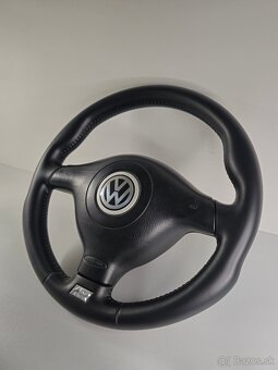 MK4 R32 VOLKSWAGEN KOŽENÝ VOLANT - 2