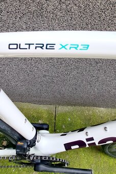 Bianchi Oltre XR3 Disc Ultegra Di2 12sp nový bike - 2