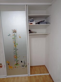 Skriňa vstavaná - 2