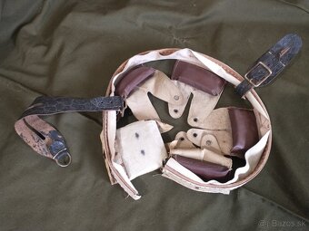 Vojenská prilba, helma - 2