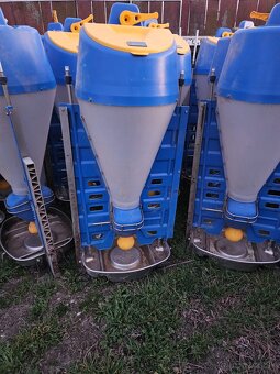 Krmítko pre ošípané - 2