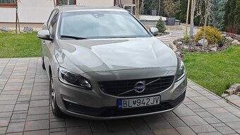 Volvo V60 Kinetic D4 140kw, edrive M.6 - 2
