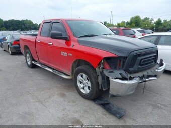 Dodge Ram 5.7 2013 Lehce bourany - 2