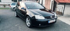 VW Golf 5 - 2