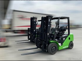 posledný nový vysokozdvižný vozík HC Forklift 2,5t 3,0m - 2