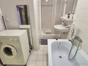Čiastočne zrekonštruovaný 3-izbový byt, centrum mest… - 2