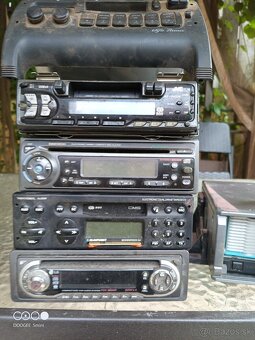 Auto radio - 2