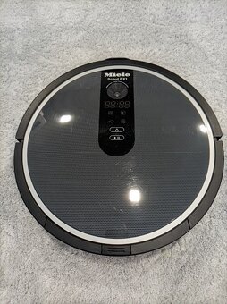 robotický vysávač Miele Scout RX1 - 2