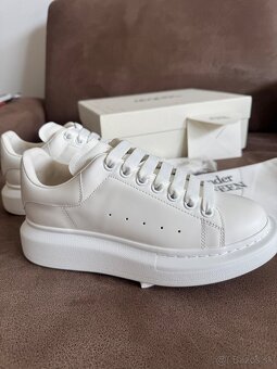 Alexander McQueen - 2