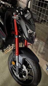 Honda Hornet CB 750 2024 - 2