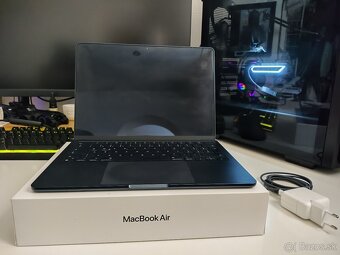 Apple MacBook M2 – 8 GB RAM / 256 GB SSD - 2