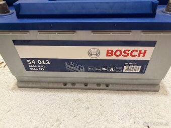 BOSH AUTOBATERIA - 2