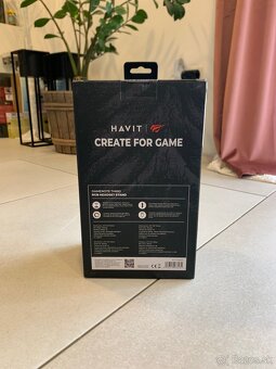 NOVÝ - Stojan na slúchadlá Havit TH650 s RGB podsvietením - 2