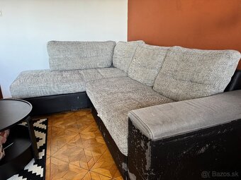 Darujem rohovú sedačku - 2
