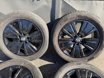 KIA 5x114,3 r18 pneu 235/55 R18 -Originál elektrony - 2