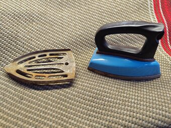 Retro žehlička - 2