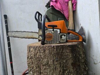 Predám Stihl ms 250 - 2