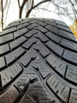 Zimné pneumatiky 215/65 R17 - 2