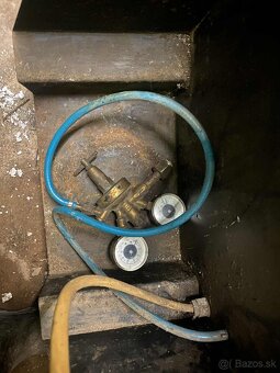 Zváračka typu MIG-MAG 300 - 2