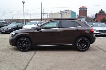 Mercedes-Benz GLA 200d A/T - 2