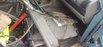 Rozpredám Land Rover Discovery 2 4.0 V8 LPG - 2