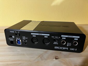 Zoom uac-2 - 2