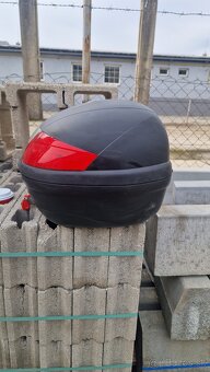 Zadný kufor na motorku skúter - 2