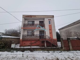 Na predaj rodinný dom s veľkým pozemkom 1988m2 - 2