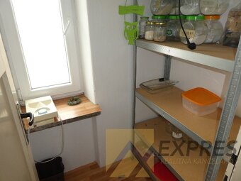 RK EXPRES - predaj 4 izbový byt v Handlovej, 90 m2, ul.29.au - 2