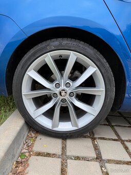 Předám alukola elektrony disky Škoda modus - 2