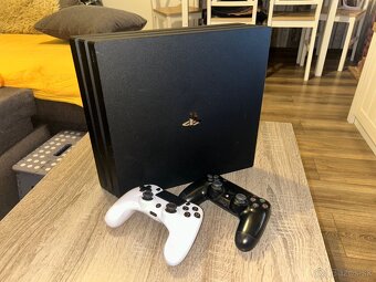 Ps4 Pro 2xjoysticks 3xhry - 2