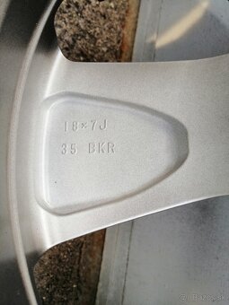 18" 5x114,3 7x18 et35 alu disky Originál Toyota RAV4 5.gen - 2