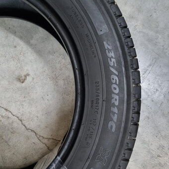 Dodávkové pneu 235/60 R17C MICHELIN DOT4920 - 2