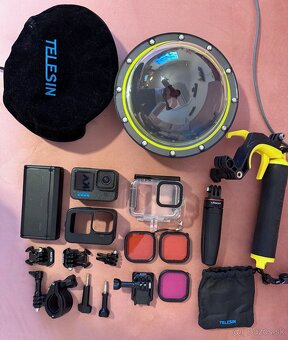 Gopro hero 12, black + prislusenstvo za 250€ - 2