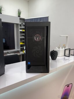 Výkonný desktop – i7-11700F, RTX 3060 - 2