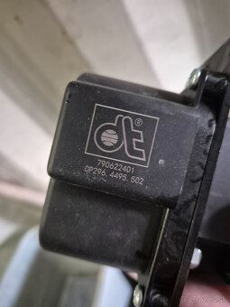Iveco plynovy pedal - 2
