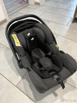 Predám vajíčko s isofix základňou - 2