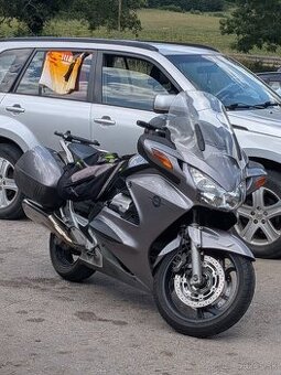 Honda st 1300 pan european - 2