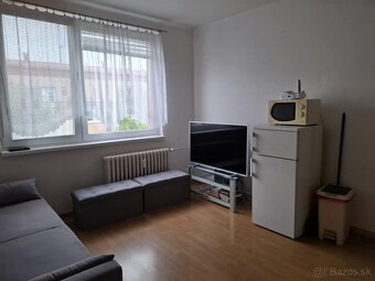 Novinka:1.izbový byt po rekonštrukcii v Holíči-len u nás - 2