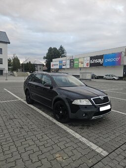Škoda octavia II Scout 4x4 2.0 TDI - 2