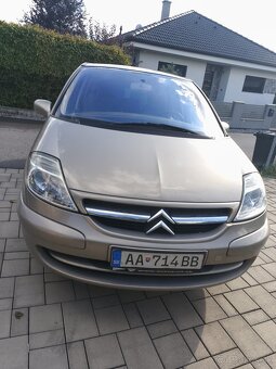 Citroen C8 - 2