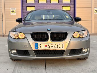 BMW E92 320i - 2