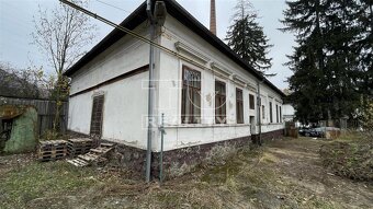 Priemyselný areál s administratívnou budovou, 1600m2,... - 2