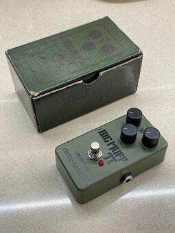 Predám distortion gitarový efekt- Electro-Harmonix Big Muff - 2