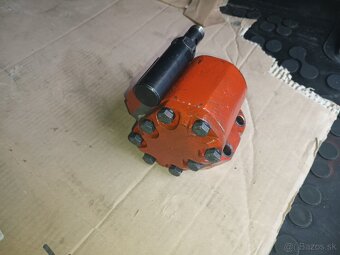 Hydraulicke čerpadlo zetor - 2
