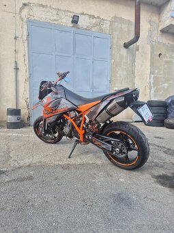 KTM SM-R 950 supermoto - 2