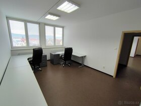 Kancelárie, administratívne priestory / 82m2 / - Bytča - 2