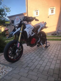 Aprilia dorsoduro 750 - 2