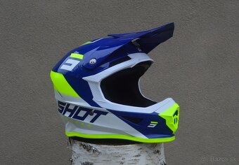 ľahká helma prilba bielo modro žltá fluo - 2